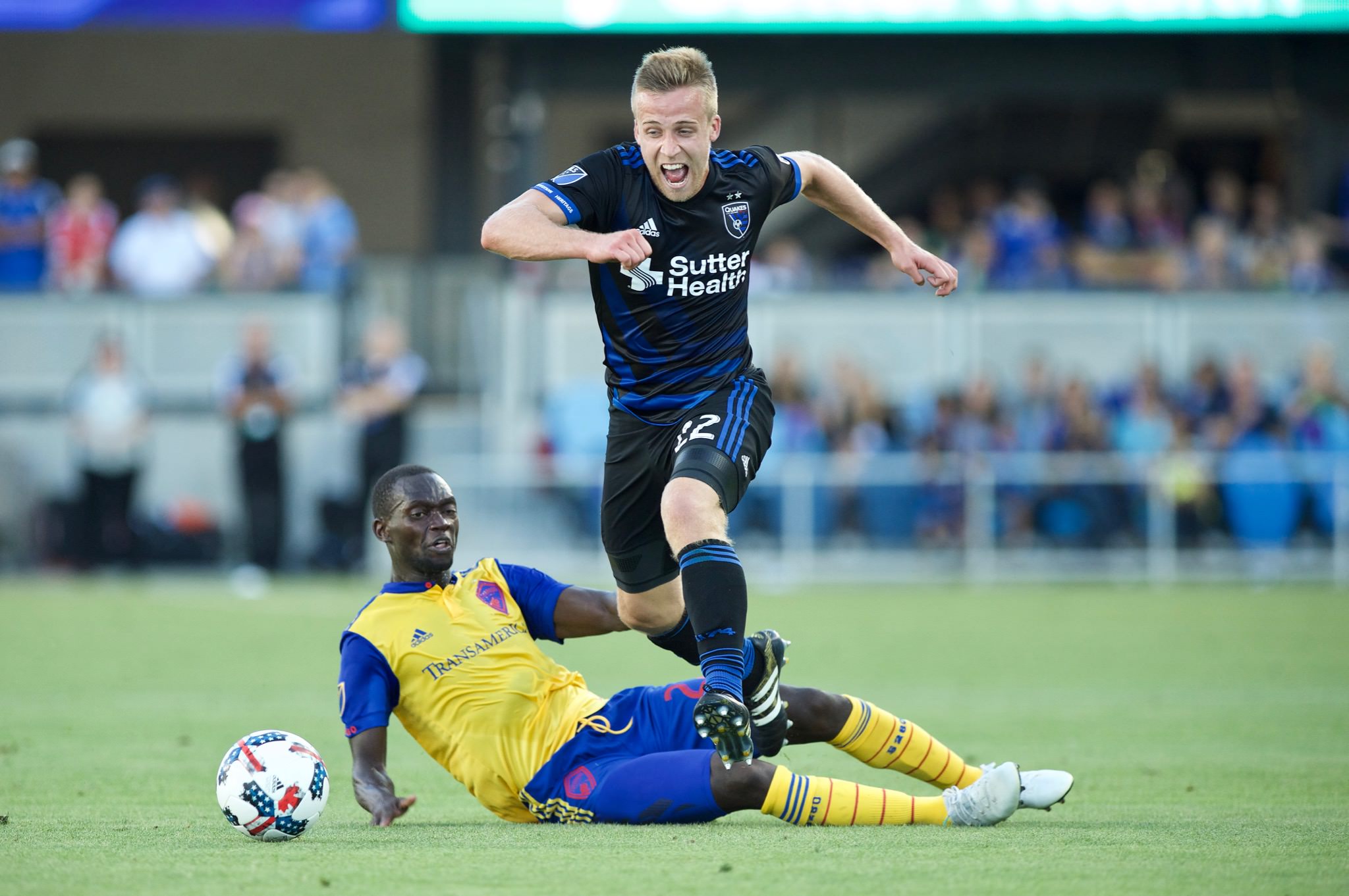 大幅增加 大幅增加